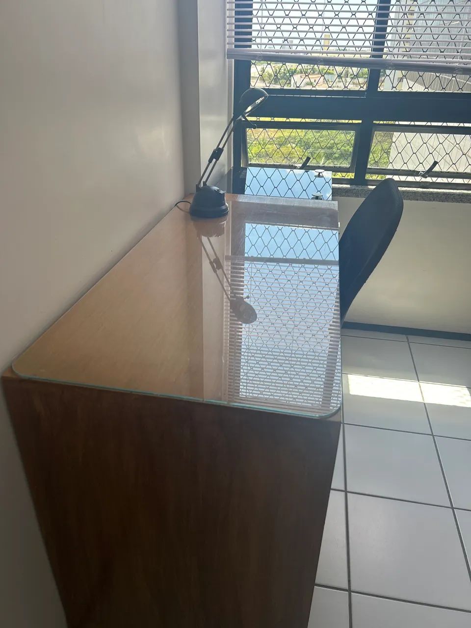 Mesa de estudo com cadeira  - Foto 2
