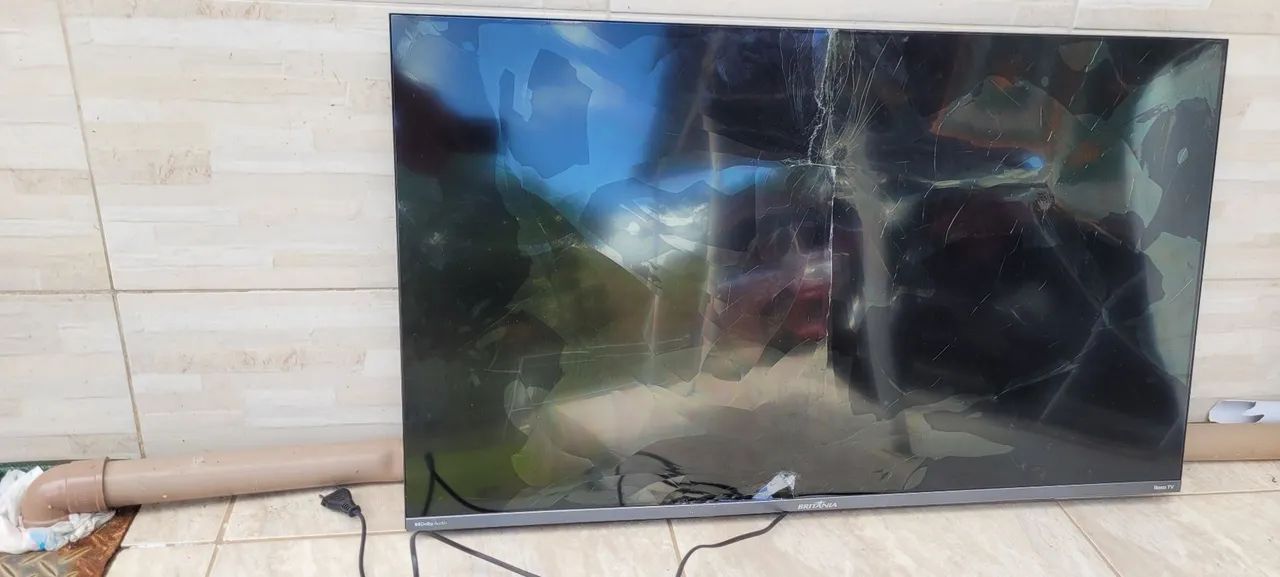 TV 43' peças 