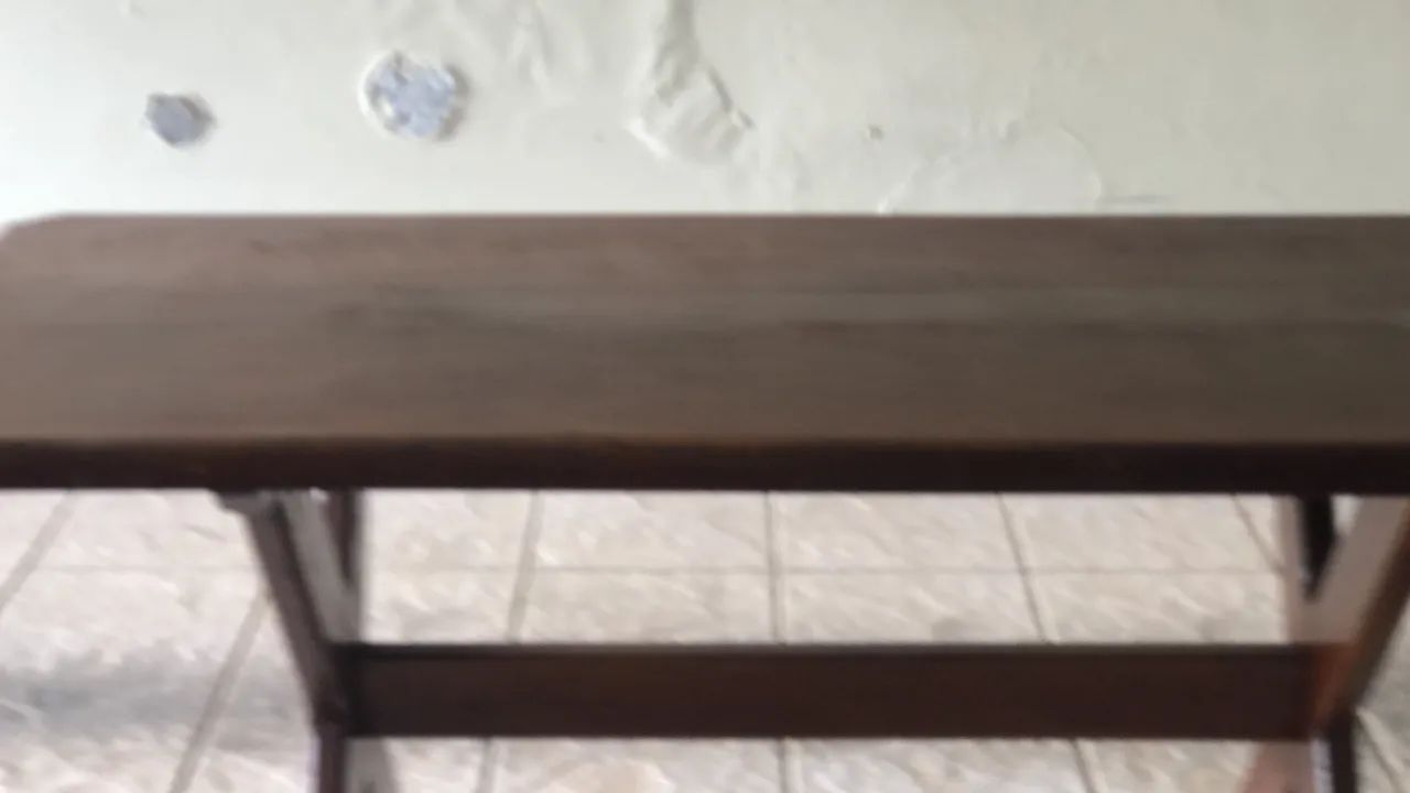 Mesa de madeira maciça 178/78