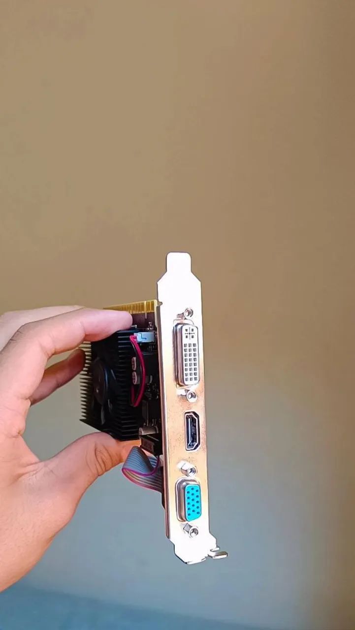 GPU GeForce GT 610 de 2 gb + placa wi-fi e bluetooth  - Foto 4