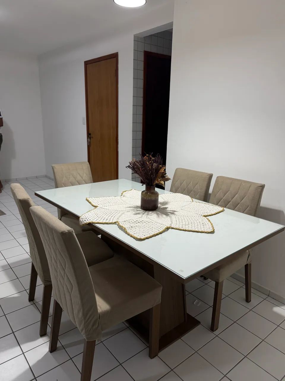 Mesa 6 cadeiras