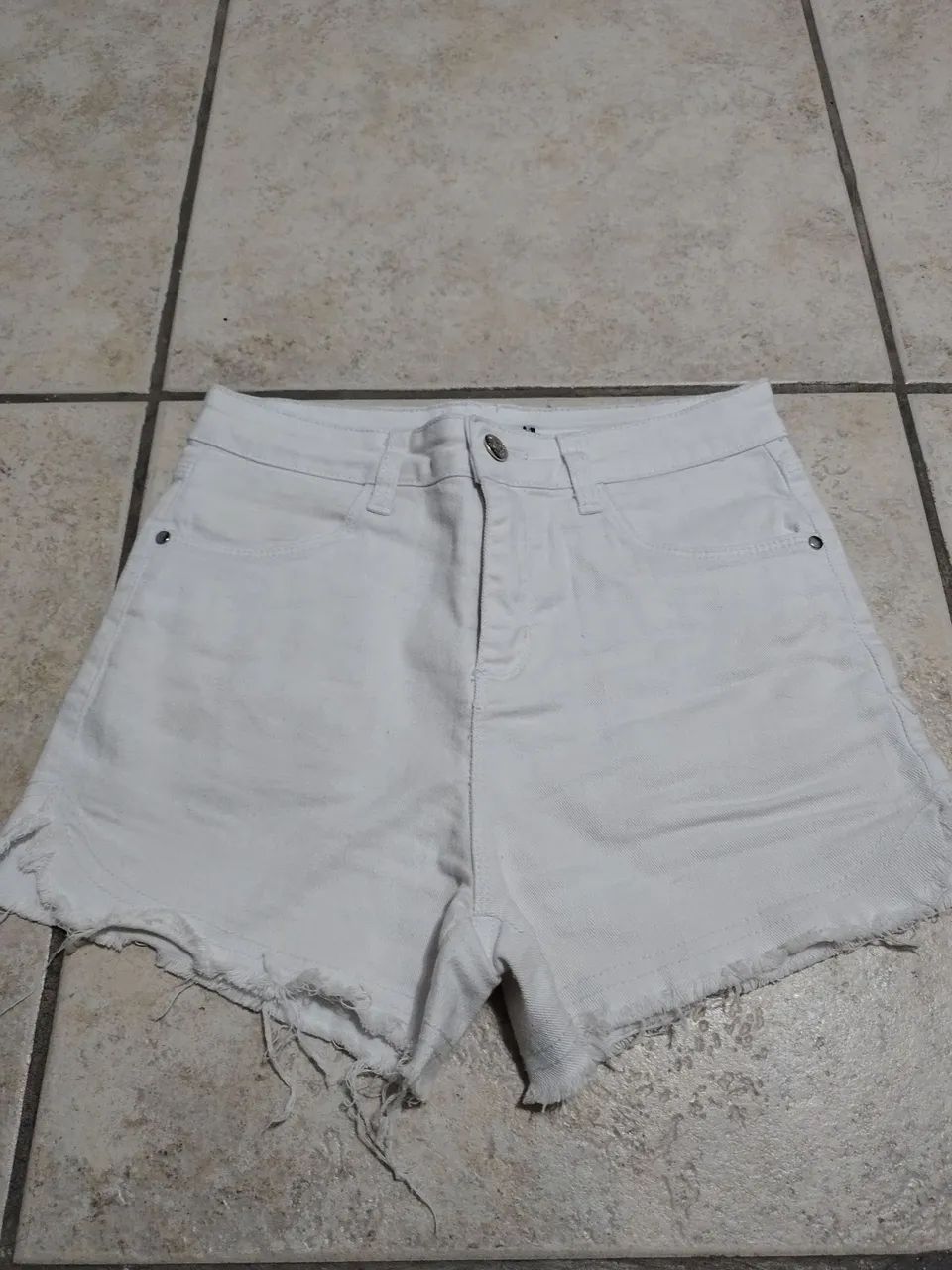 Short jeans branco Tam 10