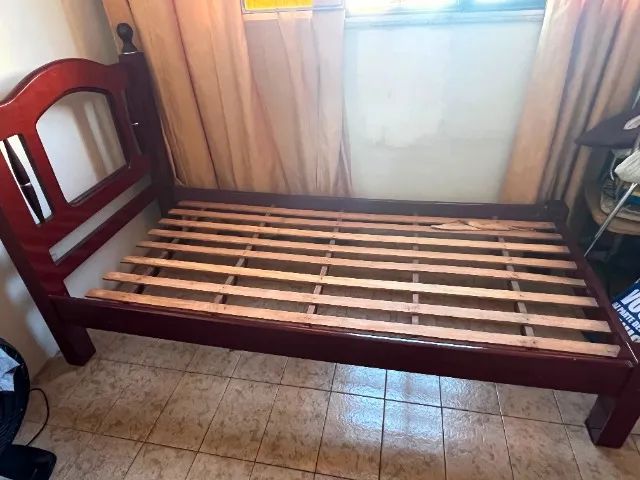 Cama de solteiro 