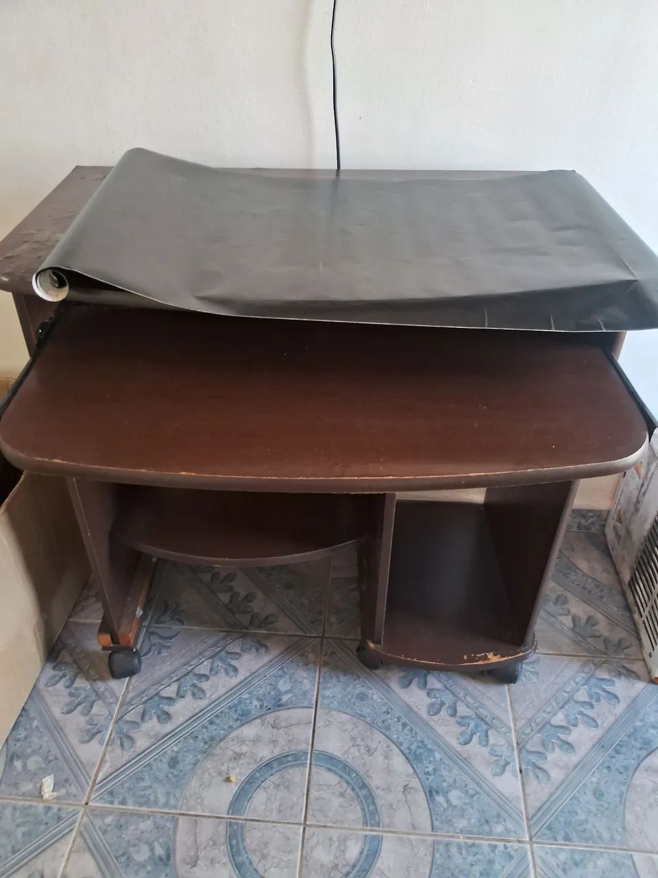 Escrivaninha quebra galho  - Foto 4