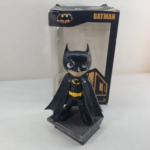Antigo boneco Iron Studio Batman em ótimo estado