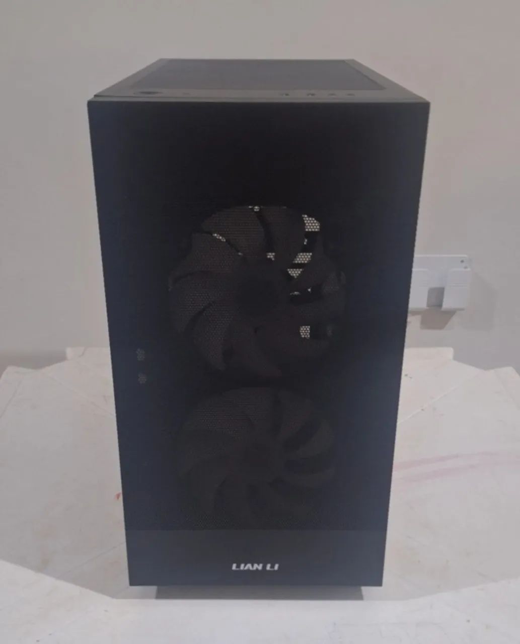 Gabinete Lian Li Lancool 205m Mesh - Foto 5