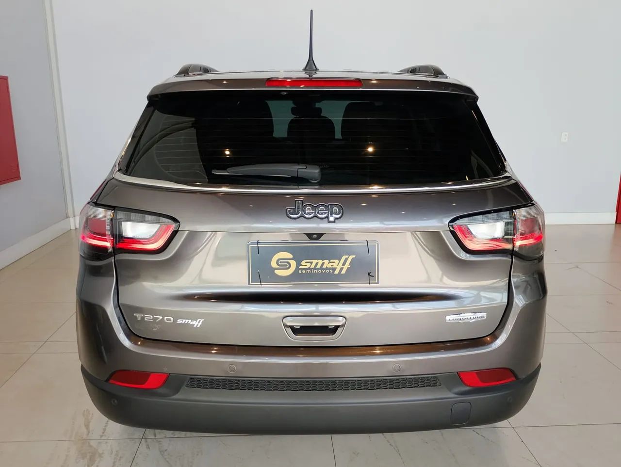 Jeep Compass Longitude Night Eagle 1.3 Flex 2023 - Foto 5