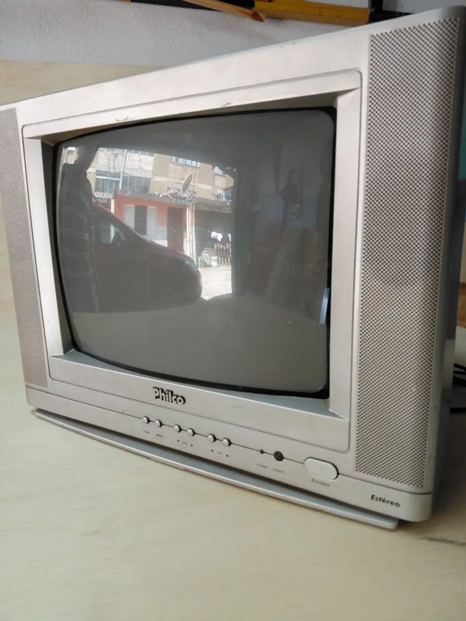 Tv Philco ph14 com defeito