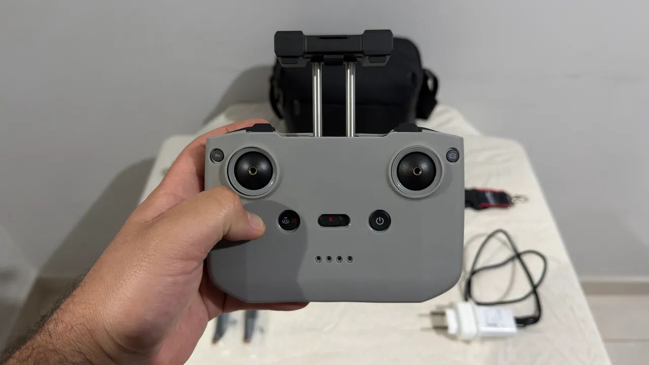 Drone DJI Mini 2 SE Fly More Combo - Completo na Bolsa (Sem Detalhes) - Foto 2