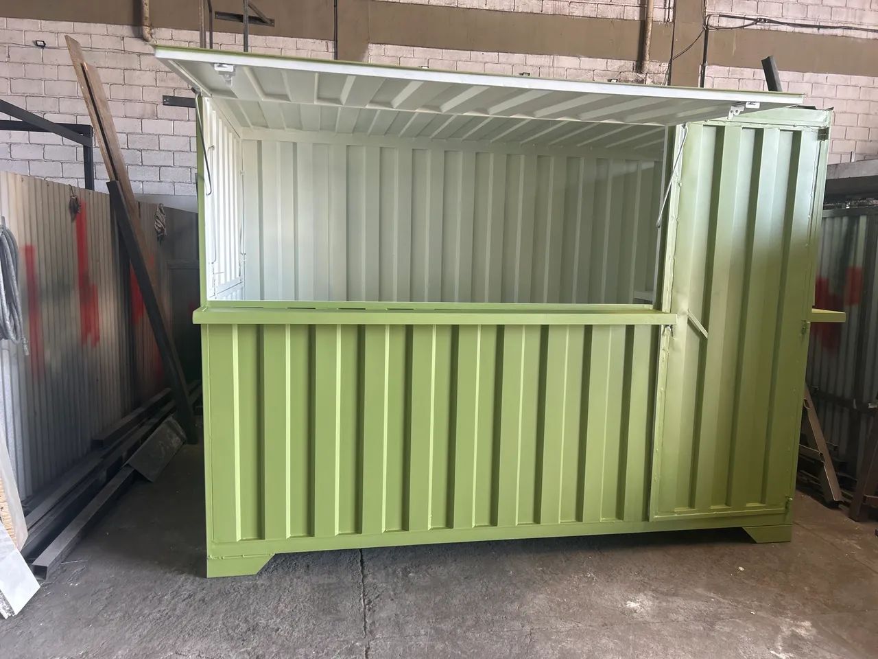 Container lanchonete rápido prático bonito