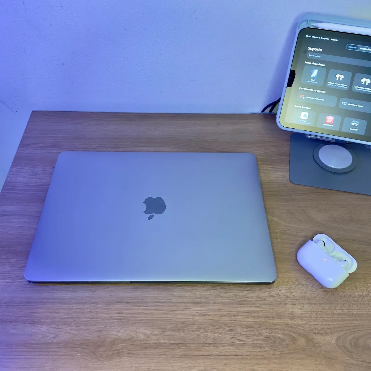 MacBook Pro 15 com Touch Bar e Touch ID - Notebooks