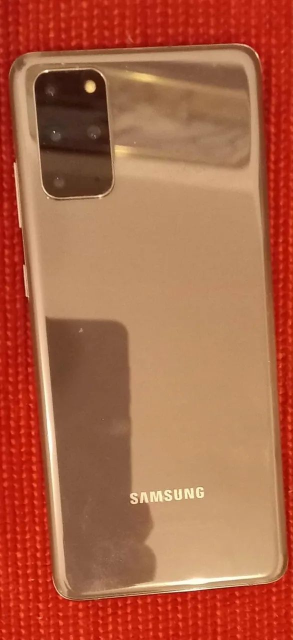 Celular Samsung S20 Plus