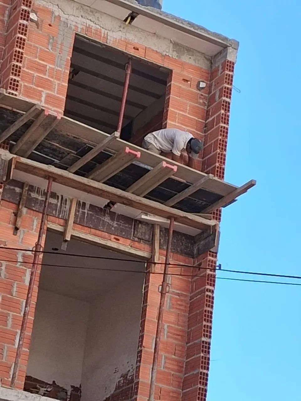 R.Z.  Construção  - Foto 4