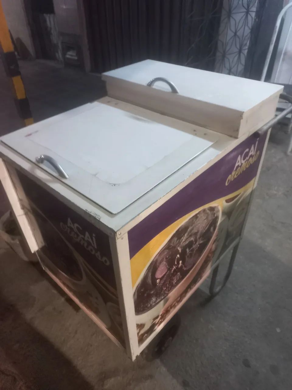 Carrinho de açaí 