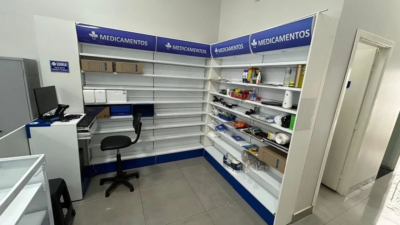 Móveis Para farmácia/ mercearia  - Foto 3