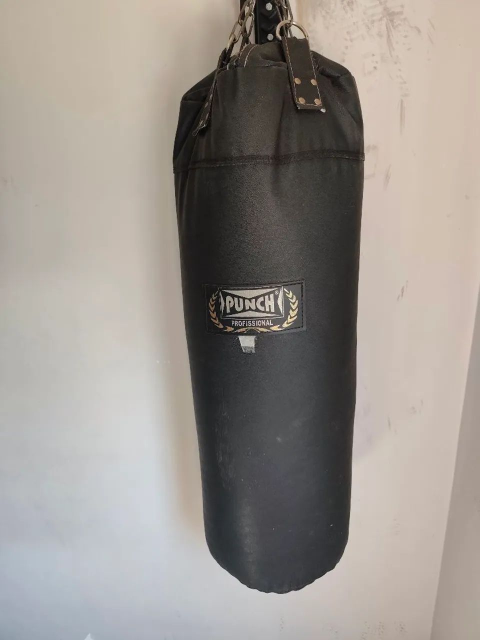 ? KIT COMPLETO DE BOXE - SACO DE PANCADA PUNCH + LUVAS MAXIMUM 12 OZ - Foto 2