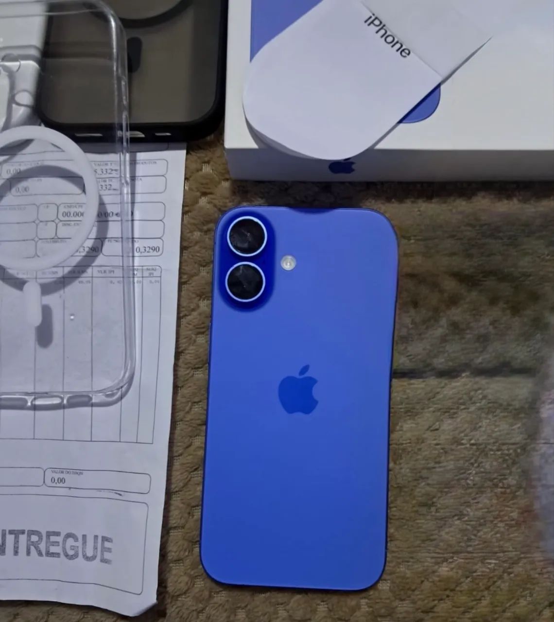 iPhone 16