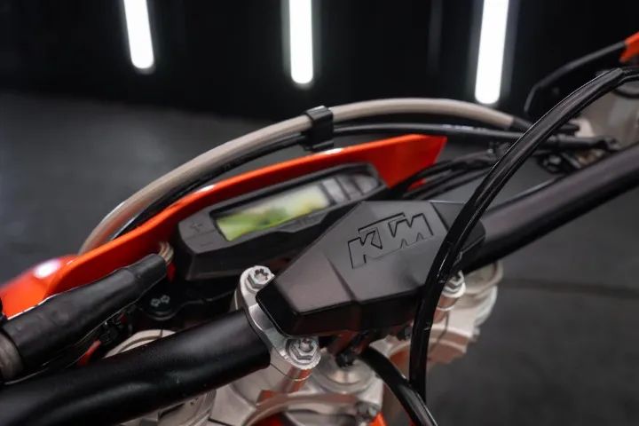 KTM 300 EXC 2023 - Foto 5