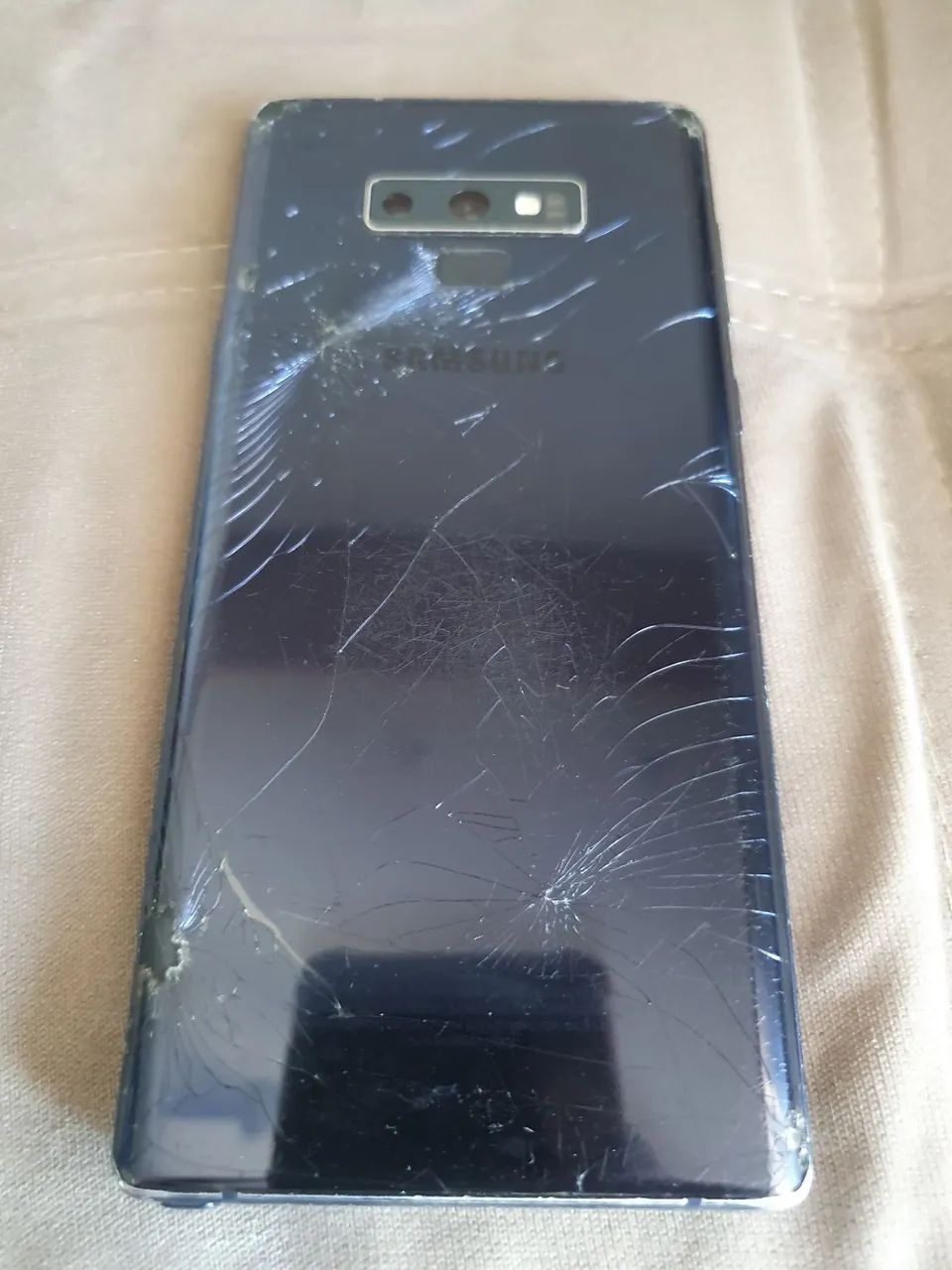 Galaxy Note 9 quebrado c/ caixa e acessórios - Foto 3