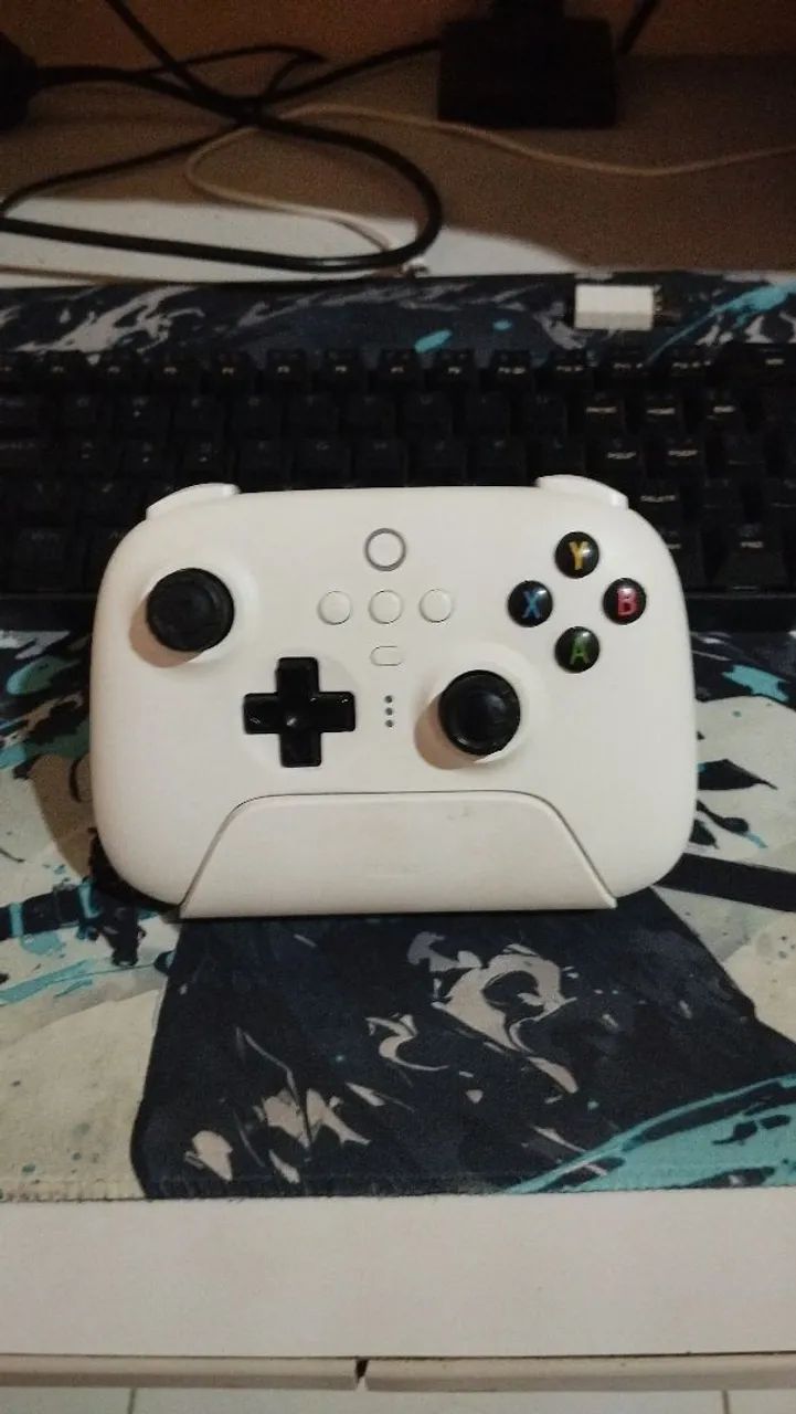 Controle 8bitdo com base