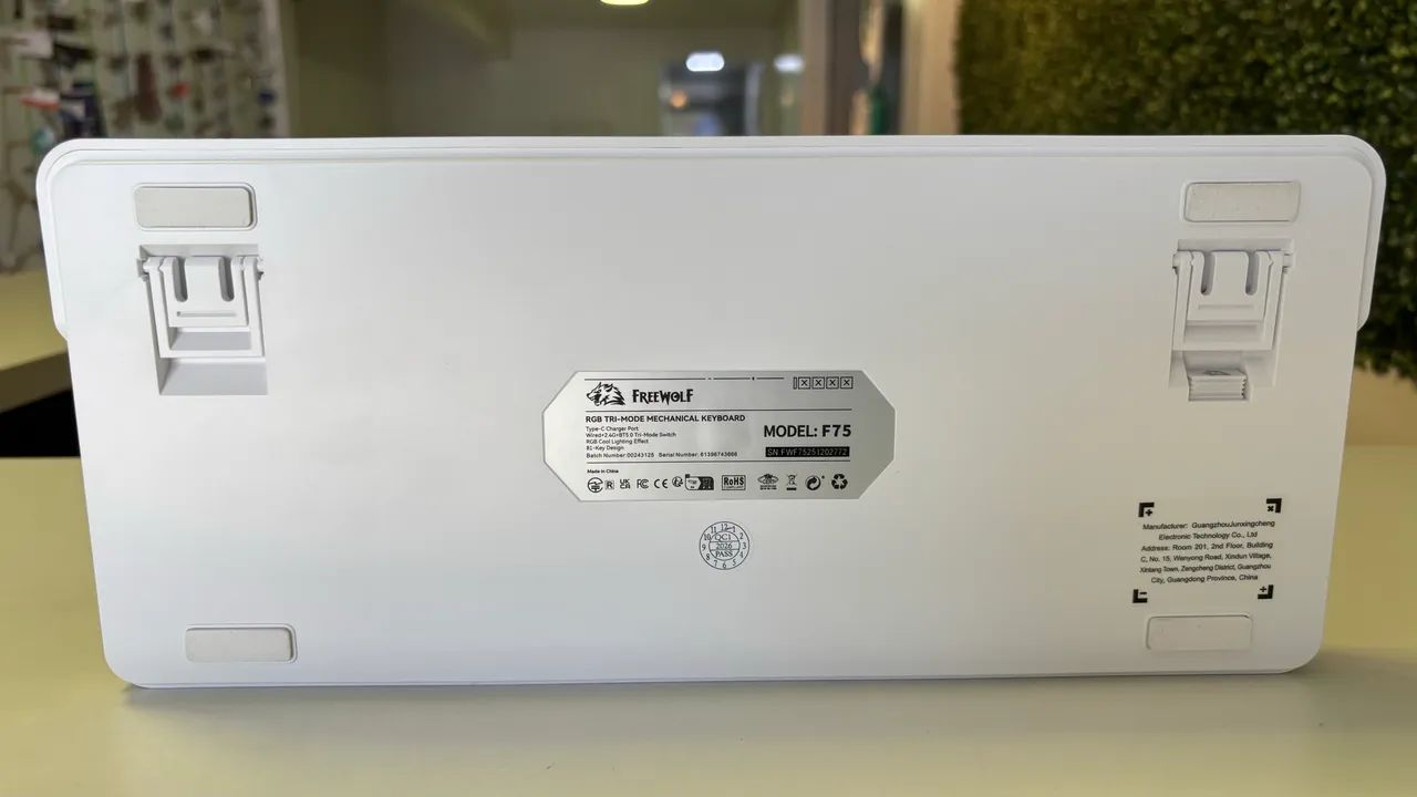 Teclado Gamer FreeWolf F75 - Foto 5