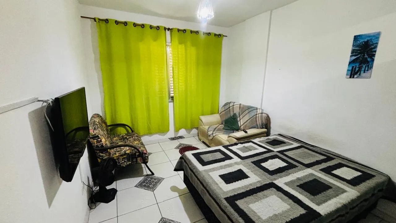 Sala living -Mobiliada - Centro- 2 quadras da praia - S.Vicente - Foto 4