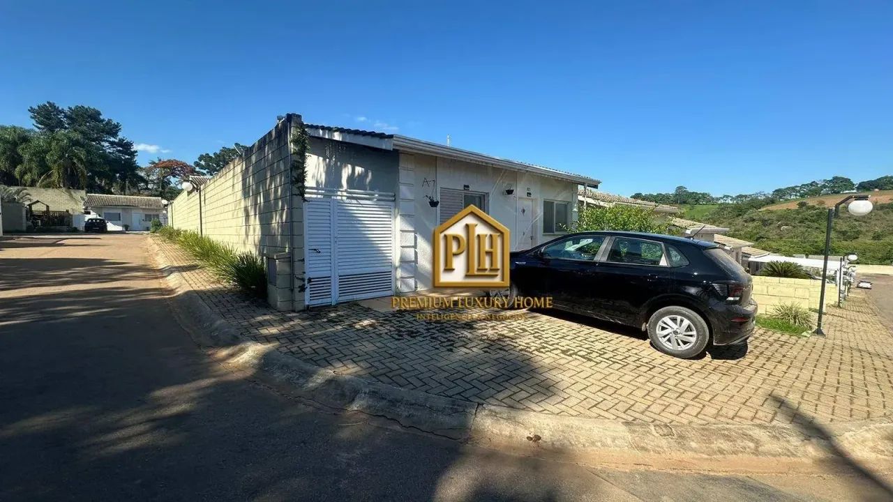 CASA A VENDA DENTRO DE CONJUNTO VILLAGE