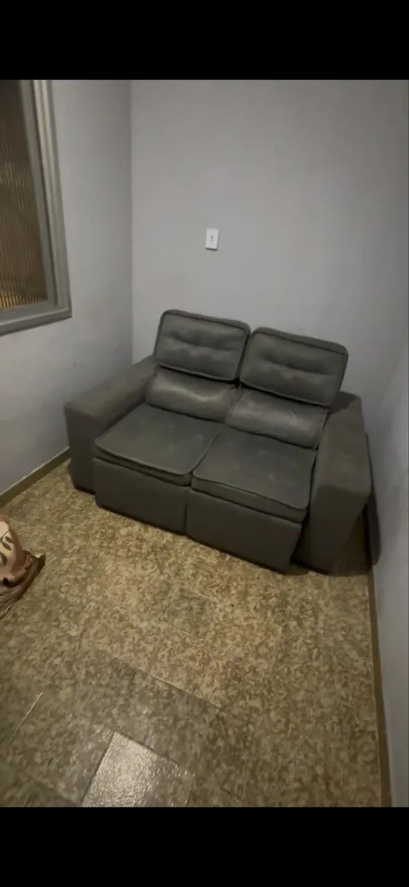 VENDO SOFÁ RETRÁTIL DOIS LUGARES - Foto 5