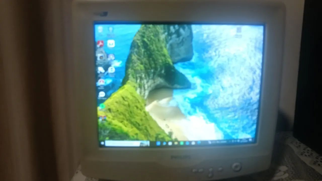 Monitor Philips CRT 15", Usado Modelo 105S19/48B - Foto 3