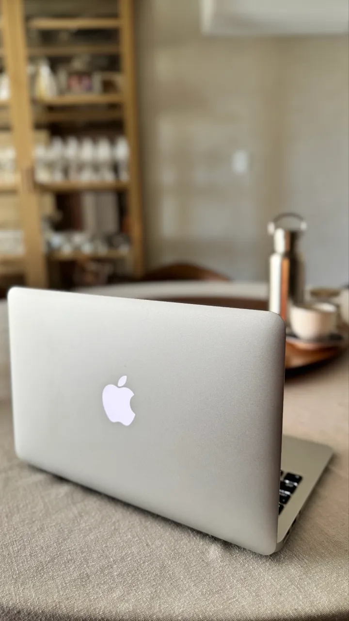 macbook air 11 2014