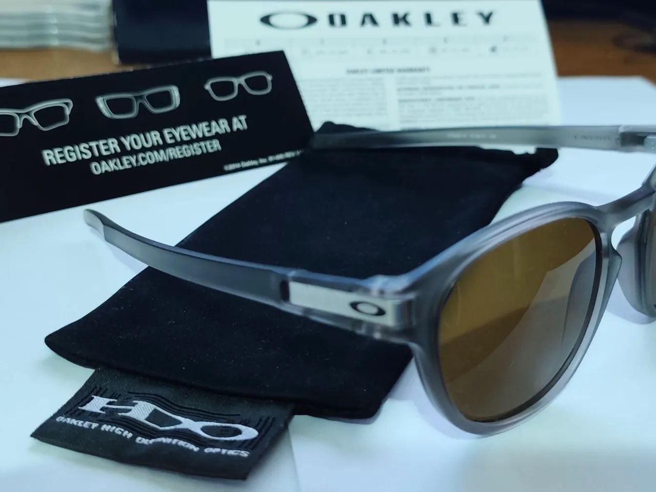 Oakley latch matte Grey original novinho - Foto 4