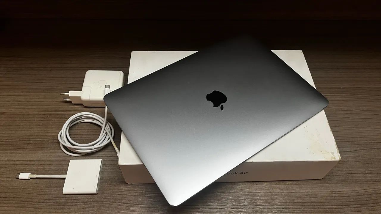 MacBook Air 13" Retina (2020)  - Ótimo Estado!