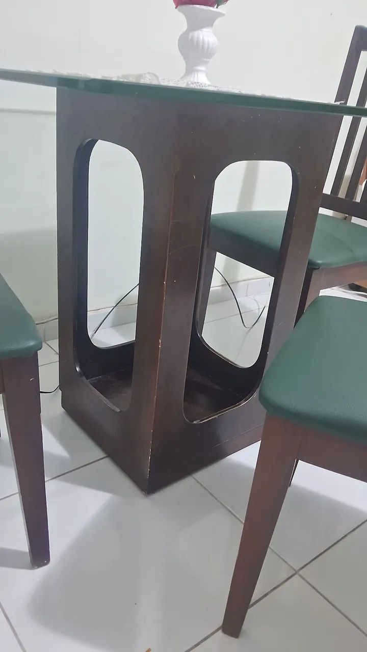 Mesa de jantar de madeira de lei - Foto 3