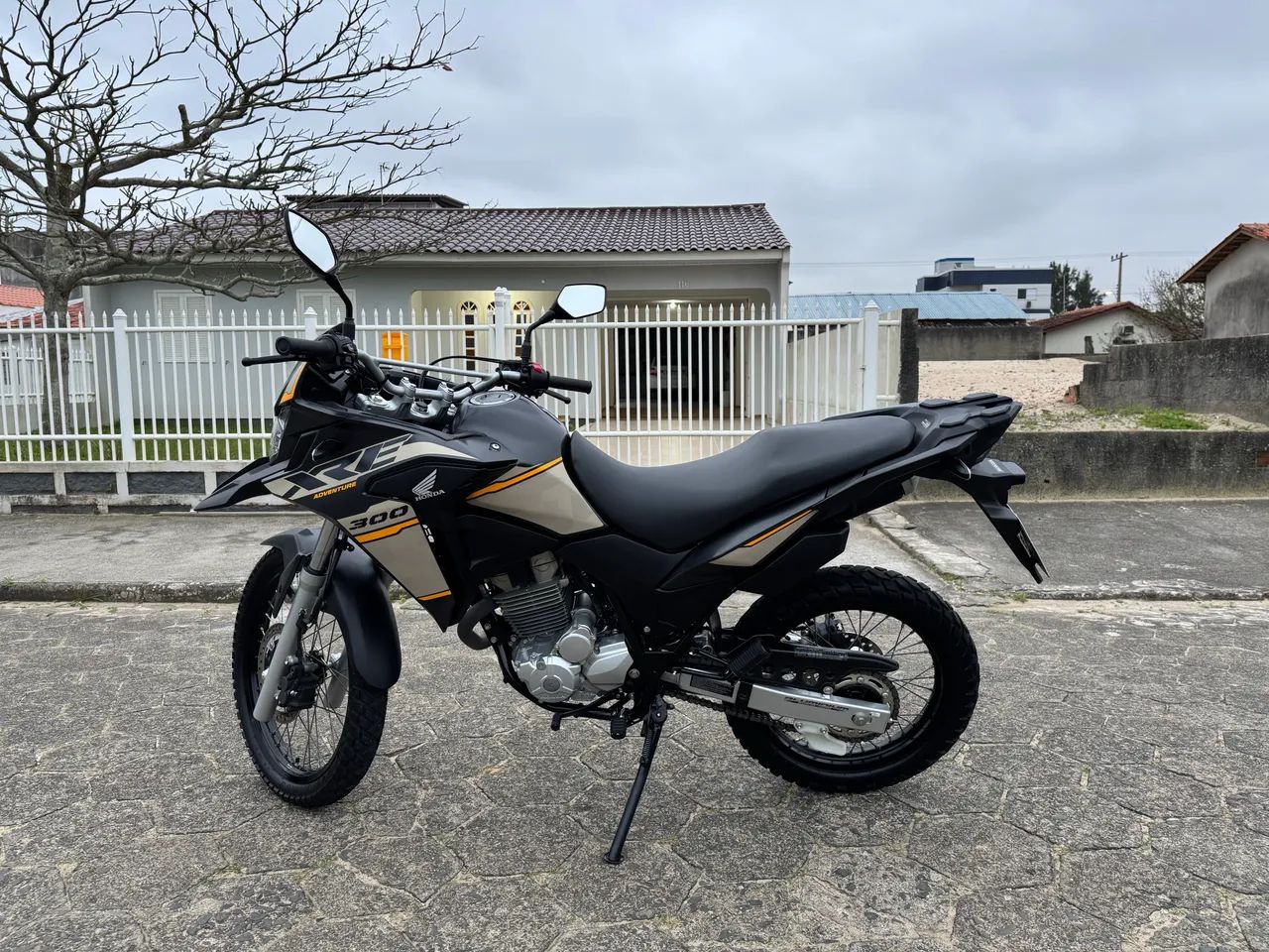 XRE 300 Adventure 2023 impecável com 7.000km - Foto 4