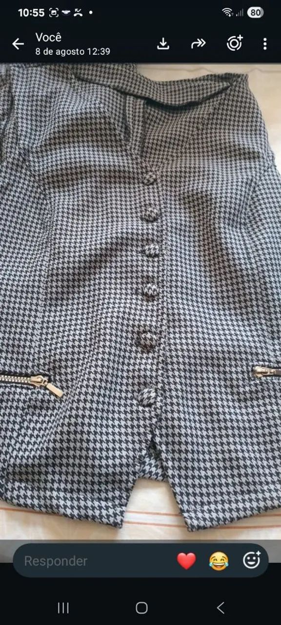 Colete com detalhes 
