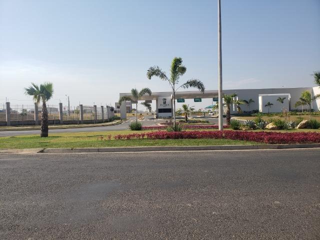 Terreno Florais Italia 450m², bem localizado no condominio quitado - Foto 2
