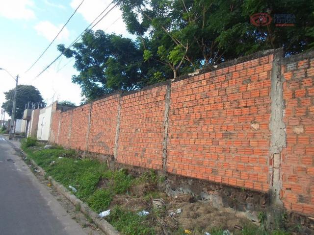 Terreno residencial à venda, Calhau, São Luís.