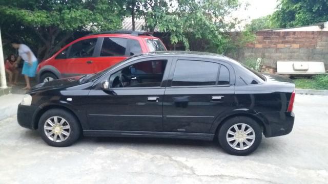 Astra Sedan - Foto 2