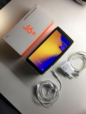 Celular Samsung semi novo barbada