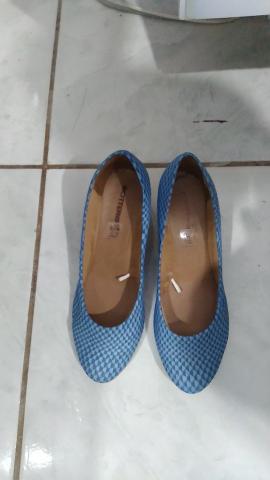 Vendo esse sapato usado 1 vez