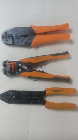 Kit de Alicates Tramontina Pro crimpador , desencapador e descascador