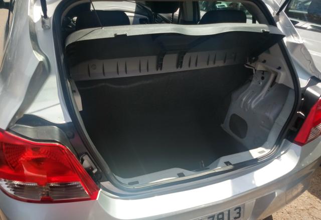 Vendo Onix Joy 1.0 Ano 2017/2018 Completo - Foto 6