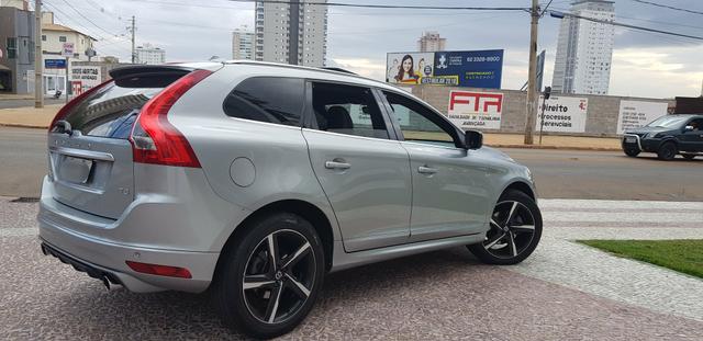 Volvo XC60 T5 R-Desing