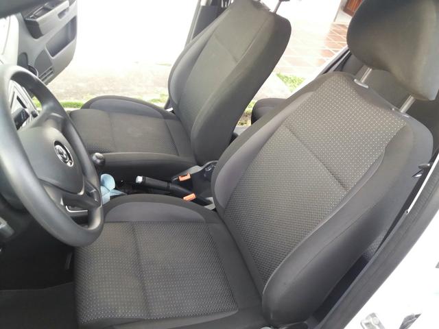 VW Fox 1.6 MSI 2017/2018 Trendline 8v conservado - Foto 13