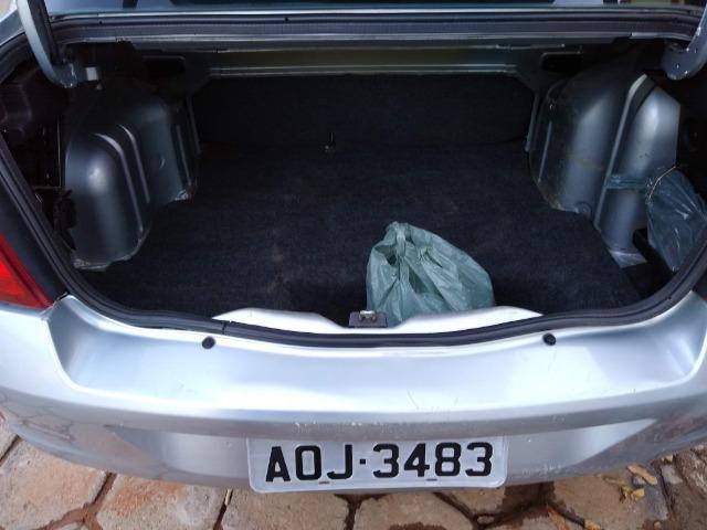 Renault Clio sedan 1.6 completo - Foto 5