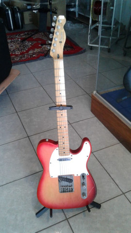 Fender Telecaster Standard Mexicana - Foto 2