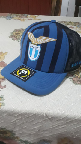 Boné da Lazio.