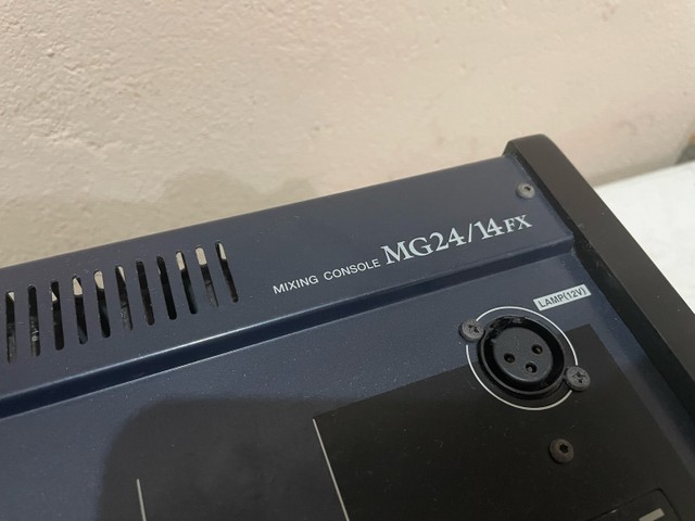Mesa de Som Yamaha MG24/14FX  - Foto 3