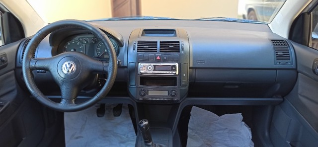 polo sedan 2008 interior