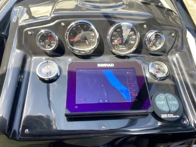 Lancha NHD 280 - Ano 2020 - Mercruiser 4.5 - 250Hp - Foto 9